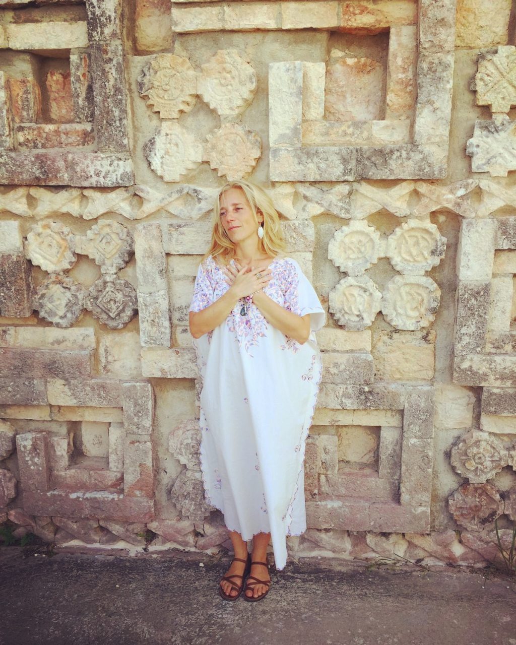 Sarah Gress bei der Herzverbindung auf einer Spirituellen Reise in Mexiko